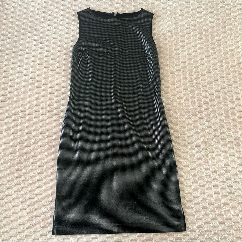ST JOHN Black Studded Sleeveless Shift Dress Semi Metallic Women’s Size 4